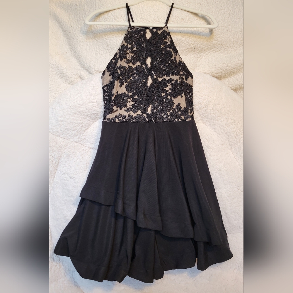 BlackOpen Back Lace Macy's Junior's Dress